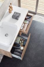 Casilda 1200 Vanity in Vintage Oak - Image 5