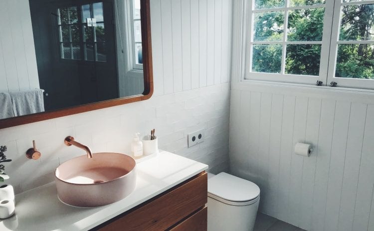Vanity Size And Position In Your Bathroom, What Size Should A Double Vanity Be