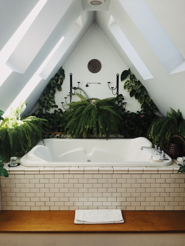 A Guide to the Most Popular Bathtub Styles and Trends 1