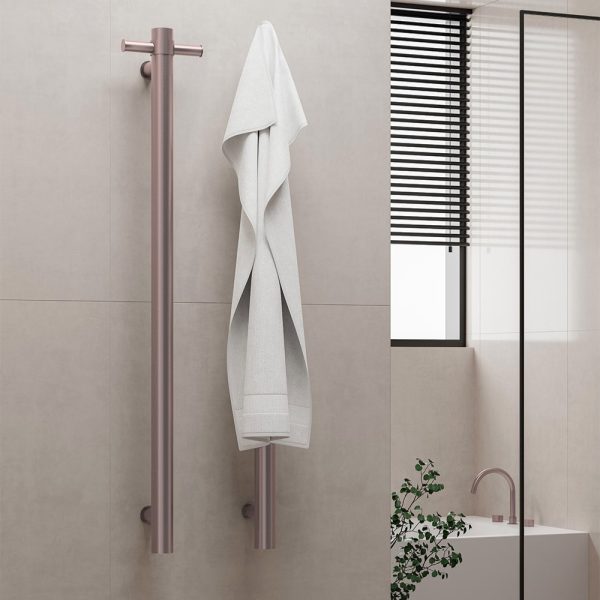 NERO Vertical Towel Rail 9